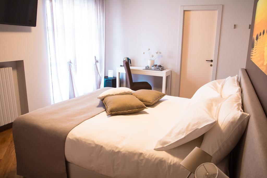 Casa Agnese Bed & Breakfast Alba  Ruang foto