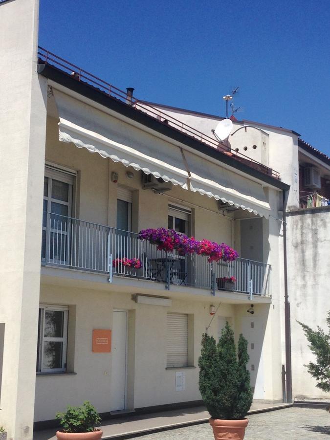 Casa Agnese Bed & Breakfast Alba  Bagian luar foto