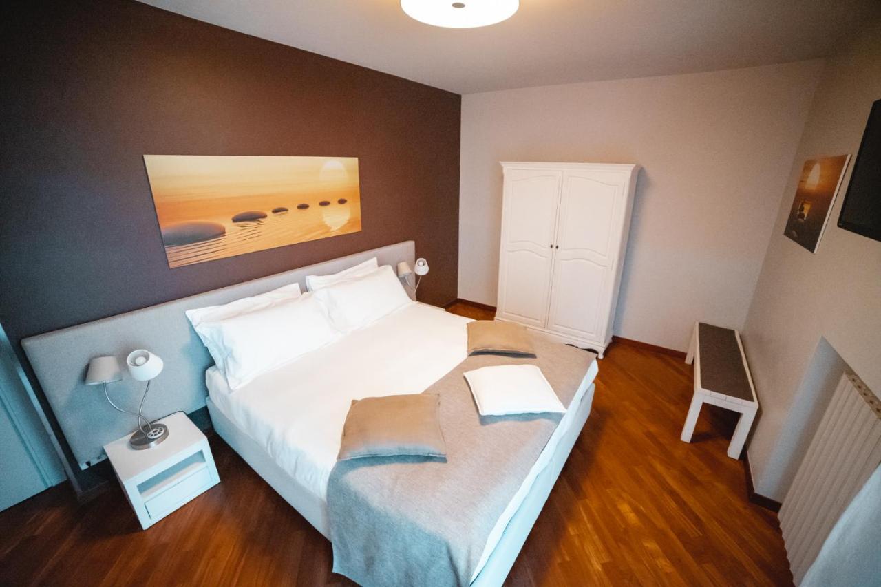 Casa Agnese Bed & Breakfast Alba  Bagian luar foto