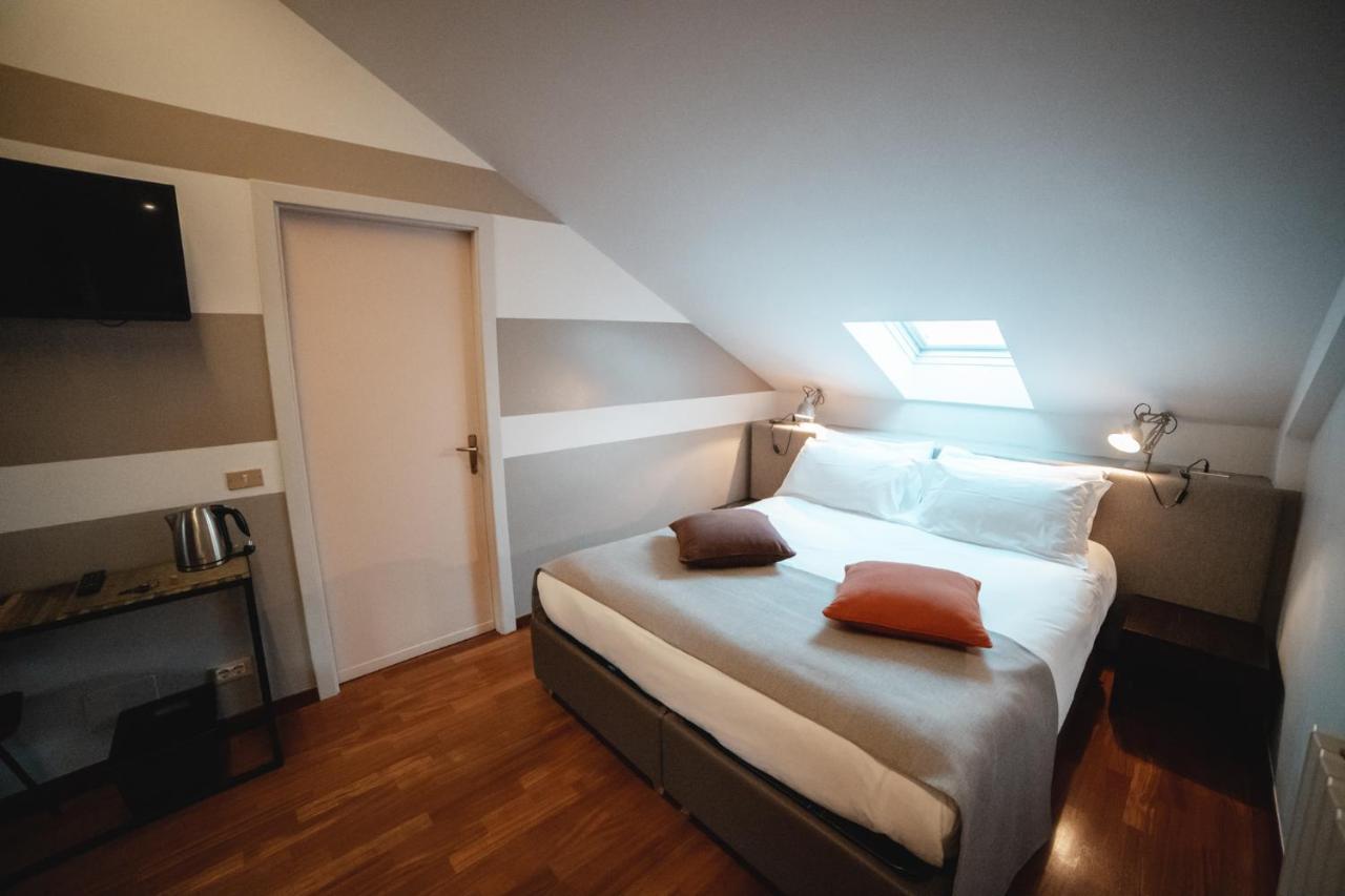 Casa Agnese Bed & Breakfast Alba  Bagian luar foto