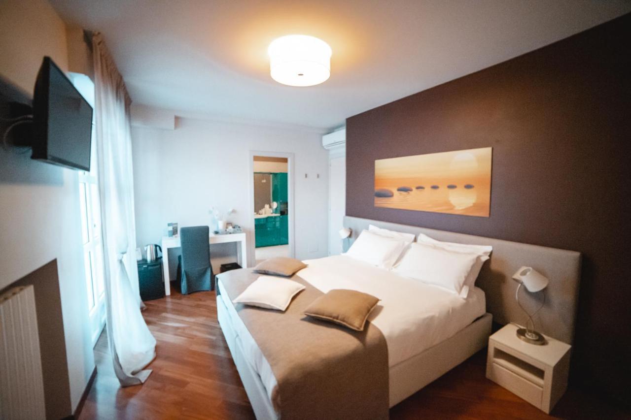 Casa Agnese Bed & Breakfast Alba  Bagian luar foto